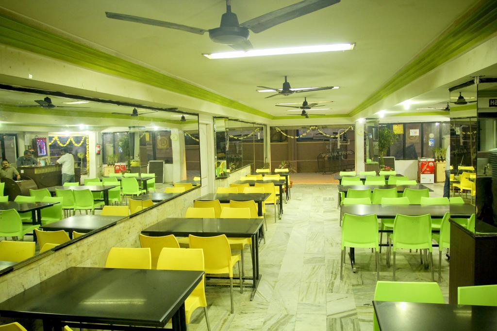 Yasodha Towers Hotel Hosur Exterior photo